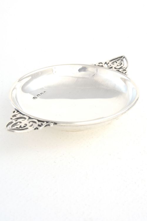 fig 2. Solid Silver Quaich 1920