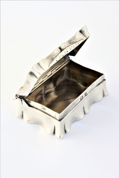 Victorian Antique Silver Snuff Box 1898