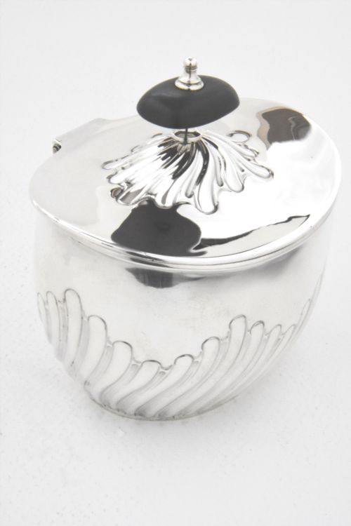 fig 4. Victorian English Sterling Silver Tea Caddy 1897