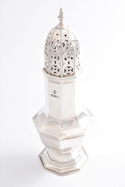 Edwardian Antique Silver Sugar Shaker 1904