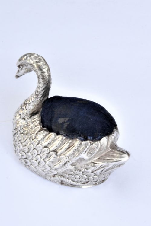 fig 3. Edwardian Antique Silver Pin Cushion – Swan – 1908