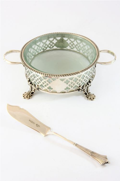 fig 4. Antique Silver Butter Dish with Glass Insert 1912