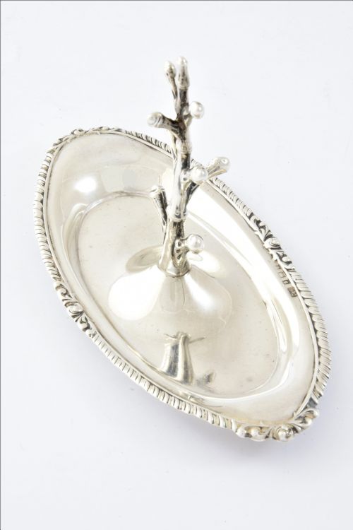 fig 2. Oval Antique Silver Ring Tree 1913