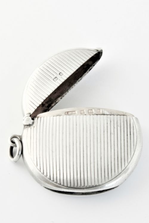 fig 2. Edwardian Antique Silver Vesta Case 1906
