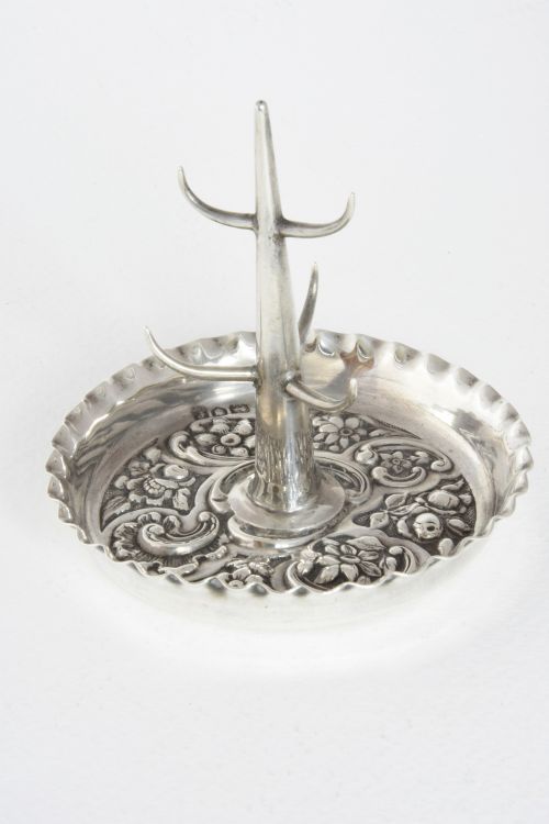 fig 2. Victorian Antique Silver Ring Tree 1901
