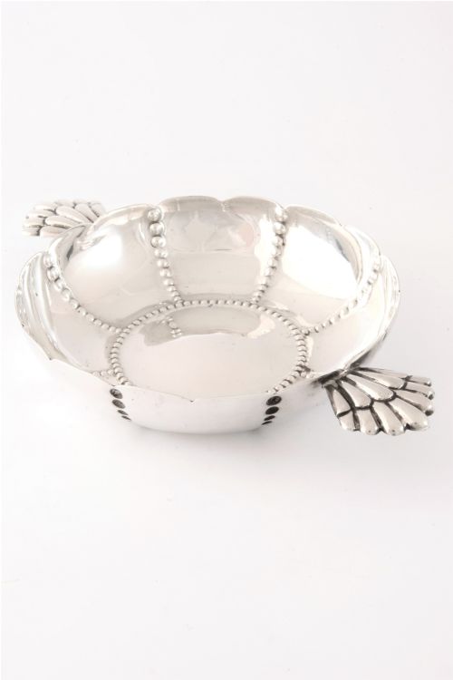 Edwardian Ornate Antique Silver Quaich 1905