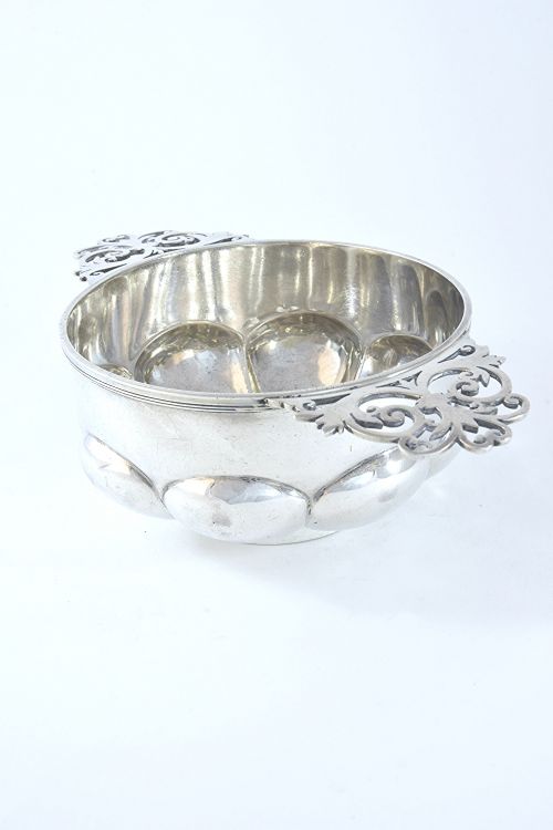 fig 2. Cased Edwardian Silver Quaich 1905