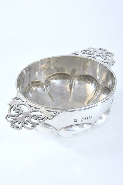 fig 4. Cased Edwardian Silver Quaich 1905