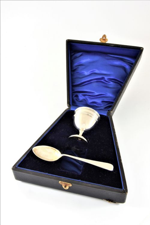 Antique Silver Egg Cup & Spoon (Boxed) 1914