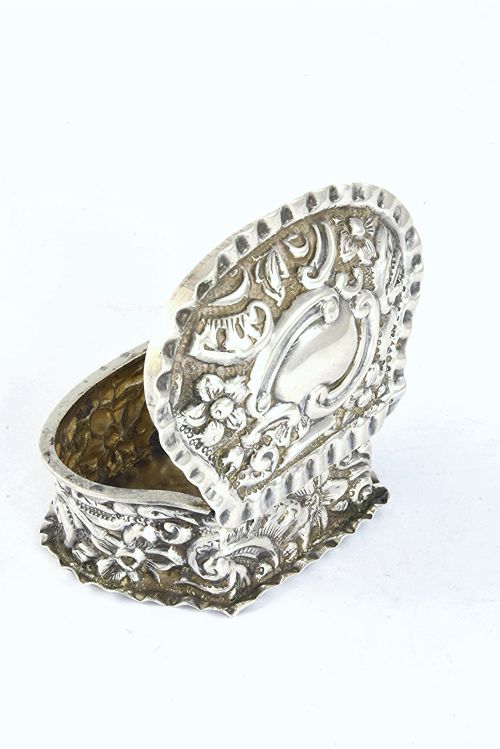 fig 4. Victorian Sterling Silver Snuff Box 1896