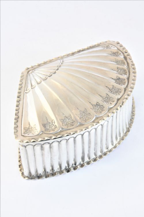fig 2. Victorian Fan Shaped Silver Trinket Box 1893