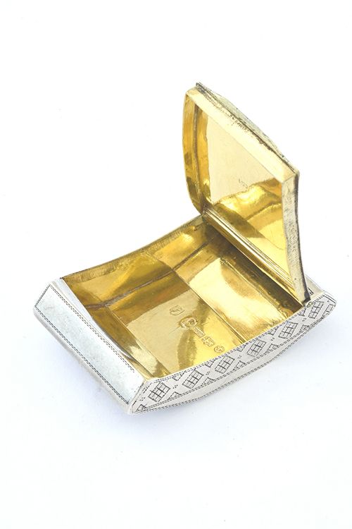fig 4. George III Silver Snuff Box – William Pugh 1807