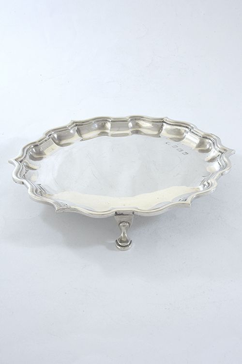 fig 2. George VI Silver Card Tray 1939