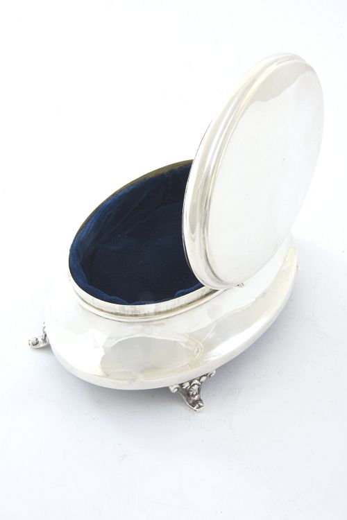 fig 3. Edwardian Silver Trinket Box 1908