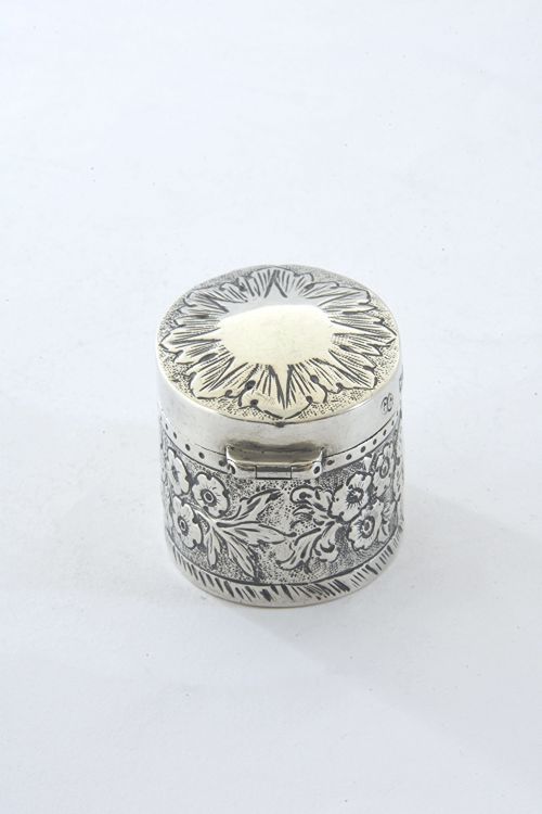 fig 3. Victorian Silver Snuff Box 1896