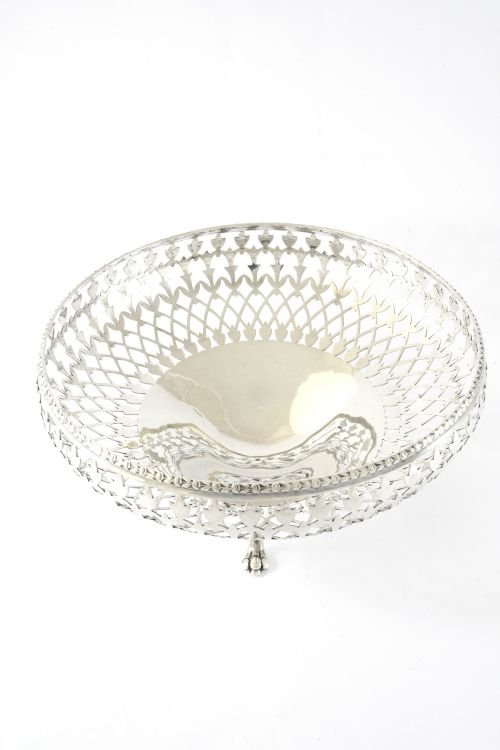 fig 2. Large George V Silver Fruit Bowl 1920