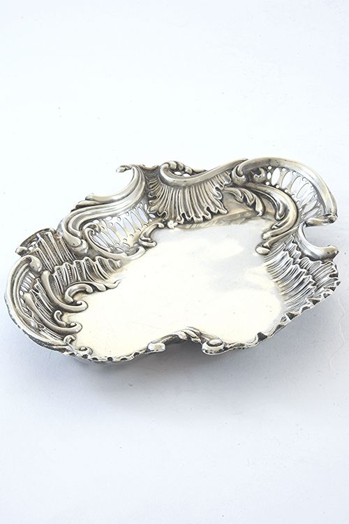 Pierced & Embossed Silver Pin Tray 1917