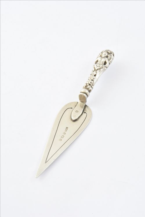 fig 1. Edwardian Antique Silver Bookmark (Trowel) 1904