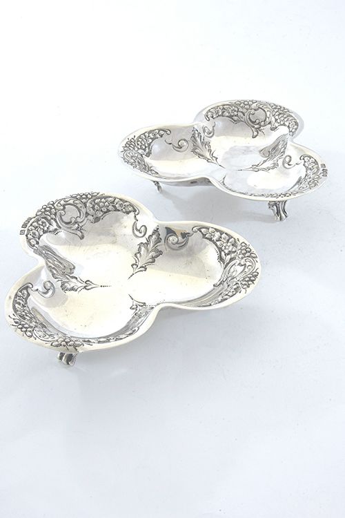 Pair of Victorian Trefoil Silver Dishes 1899 /1900