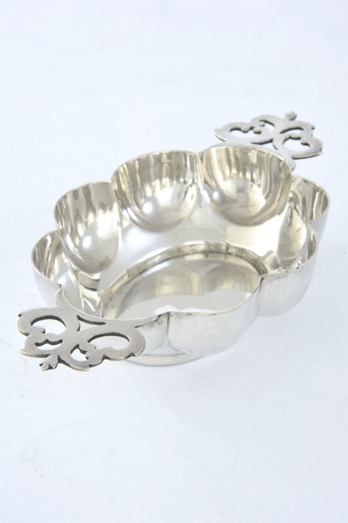 Edwardian Ornate Silver Quaich 1905