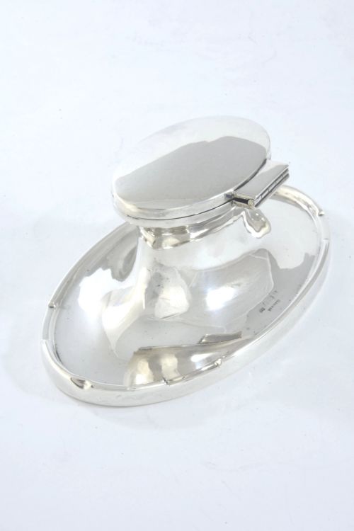 fig 3. Oval Solid Silver Capstan Inkwell 1923