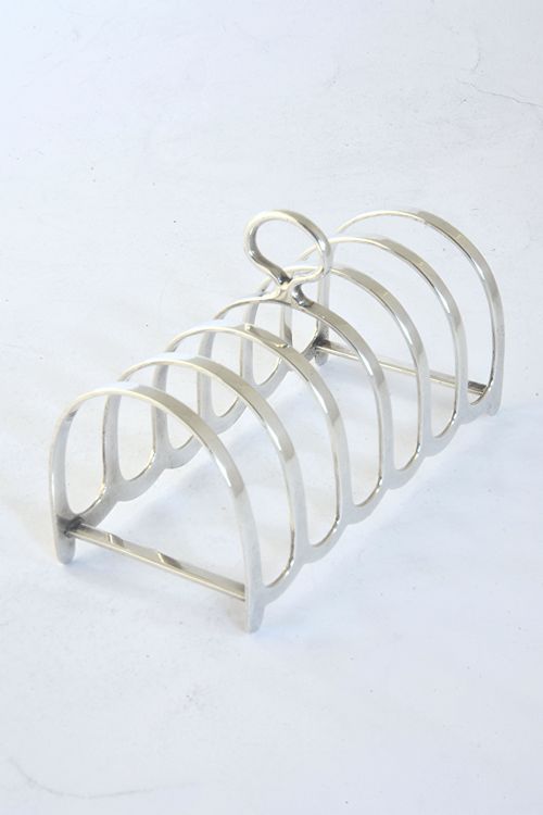 fig 1. Antique Silver Toast Rack (6 Slice) 1929