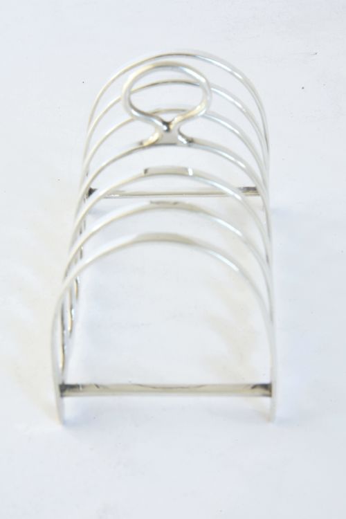 fig 2. Antique Silver Toast Rack (6 Slice) 1929