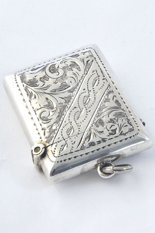 fig 3. Victorian Silver Vesta Case 1901