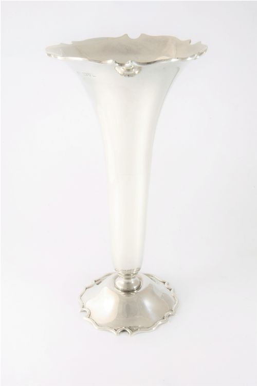 fig 1. Large Antique Silver Trumpet Vase – Chester 1911