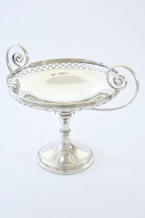 fig 1. George V Silver Tazza – Mappin & Webb 1911