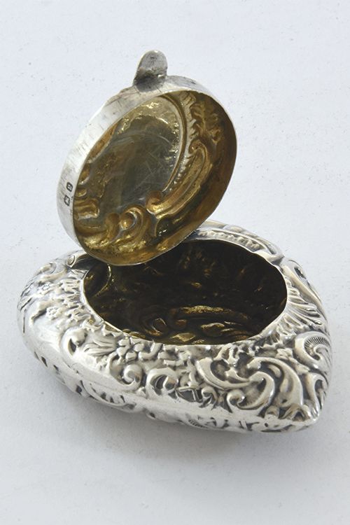 fig 2. Victorian Silver Pill Box – Heart Shaped 1898