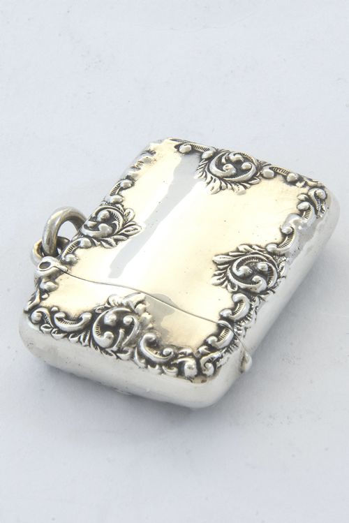 fig 3. Victorian Silver Vesta Case 1897