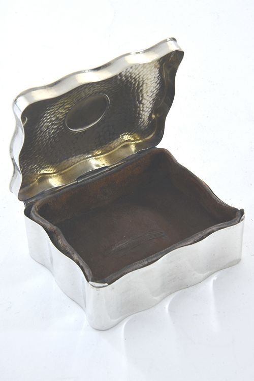 fig 2. Edwardian Silver Trinket Box 1907