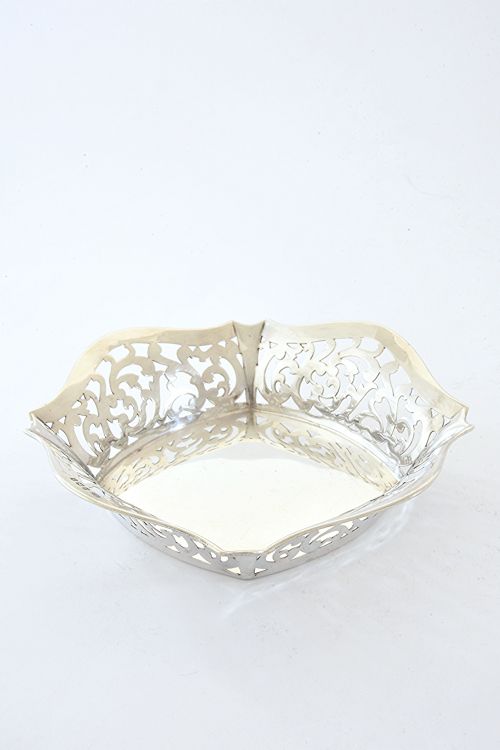 fig 1. George V Silver Basket 1926