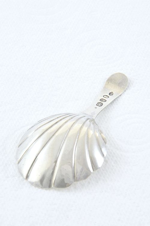 fig 2. George III Tea Caddy Spoon 1791