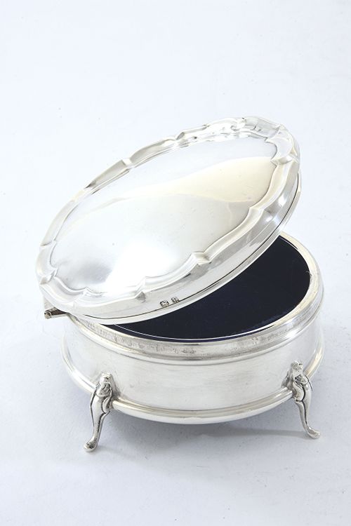 fig 3. Solid Silver Trinket Box 1929