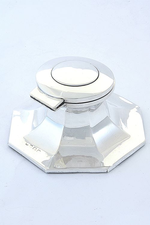 fig 1. Octagonal Antique Silver Capstan Inkwell 1915