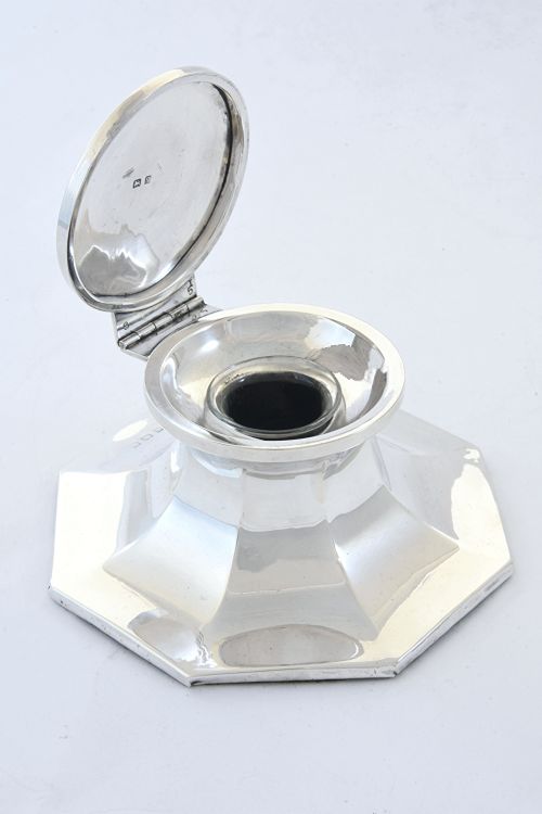 fig 2. Octagonal Antique Silver Capstan Inkwell 1915