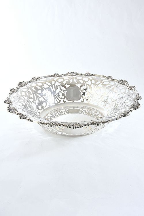 fig 2. Large Pierced Antique Silver Bowl 1912 (Boxed)