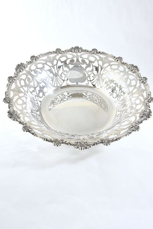 fig 3. Large Pierced Antique Silver Bowl 1912 (Boxed)