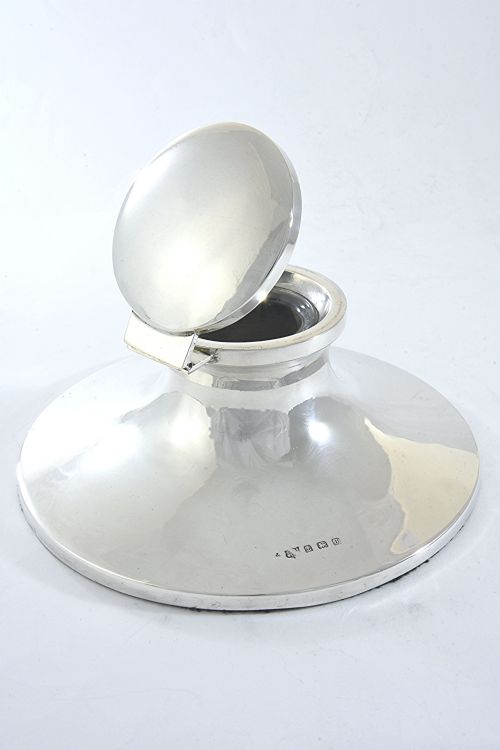 fig 3. Large Silver Capstan Inkwell 1933
