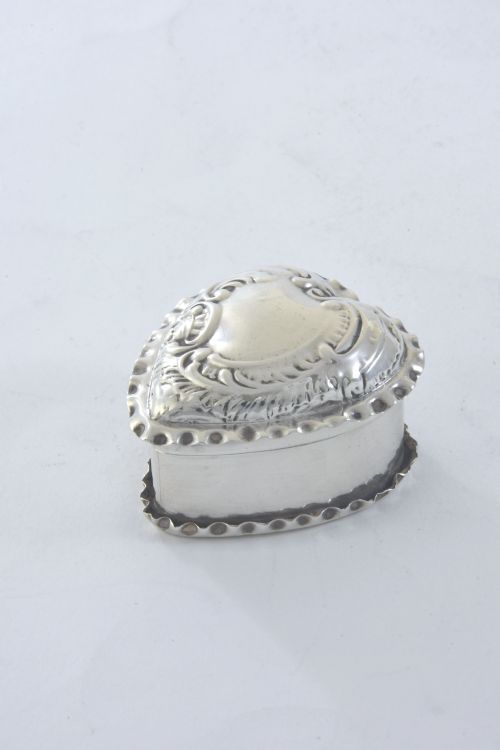 fig 1. Victorian Silver Heart-Shaped Pill Box 1900