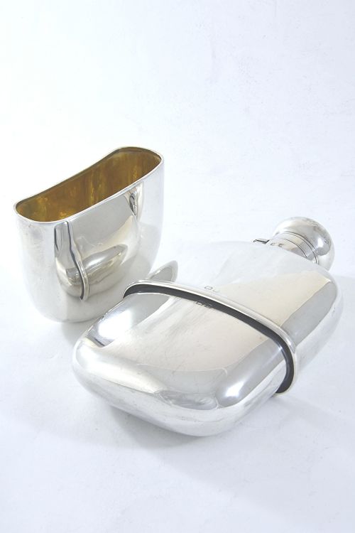 fig 2. Victorian Silver Hip Flask with Cup – Chester 1895