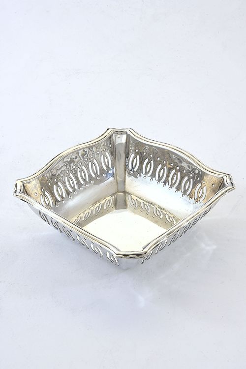 fig 2. Set of Four Silver Bonbon Dishes 1928