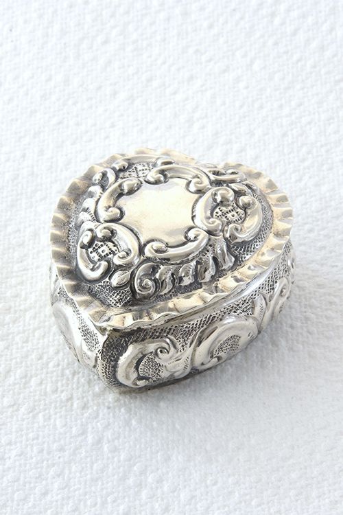 fig 1. Victorian Heart-Shaped Silver Pill Box 1897