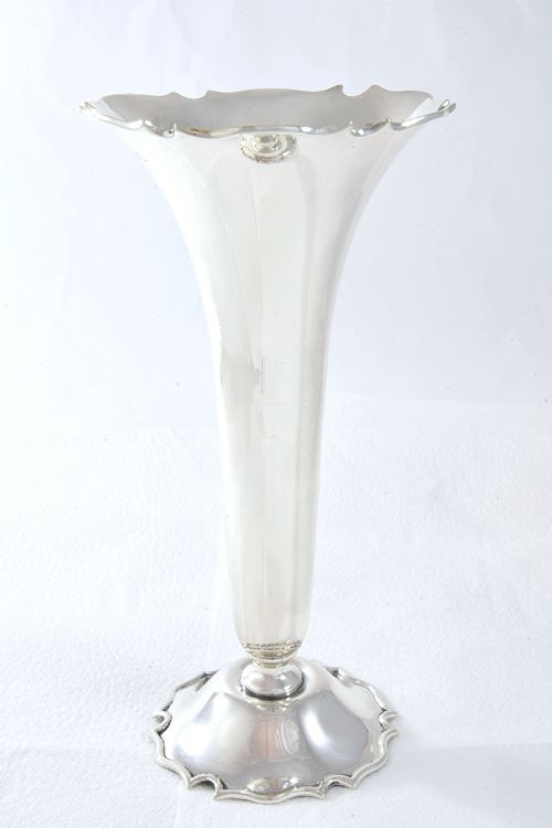 fig 1. Large Antique Silver Trumpet Vase – Chester 1911