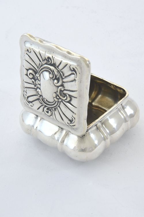 fig 2. Edwardian Silver Trinket Box 1902