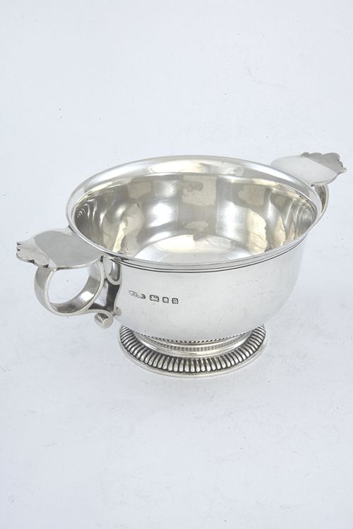 fig 1. Silver Porringer & Spoon (Boxed) 1930