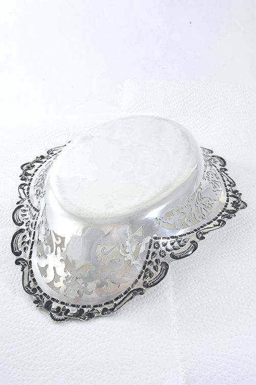 fig 3. Large Edwardian Silver Dish 1904