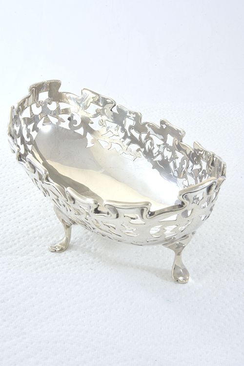 George V Pierced Oval Silver Bowl 1911